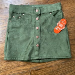 NWT green suede skirt 6x